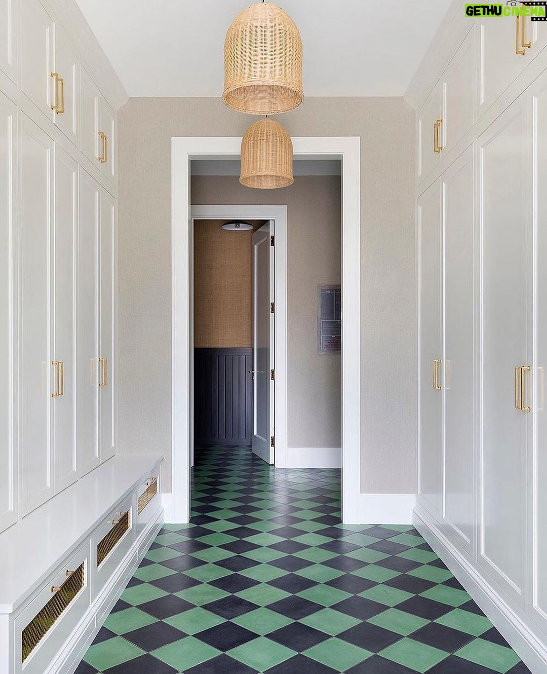 Nate Berkus Instagram - Tile inspiration. Checkered flooring is something I don’t think I will ever grow tired of.