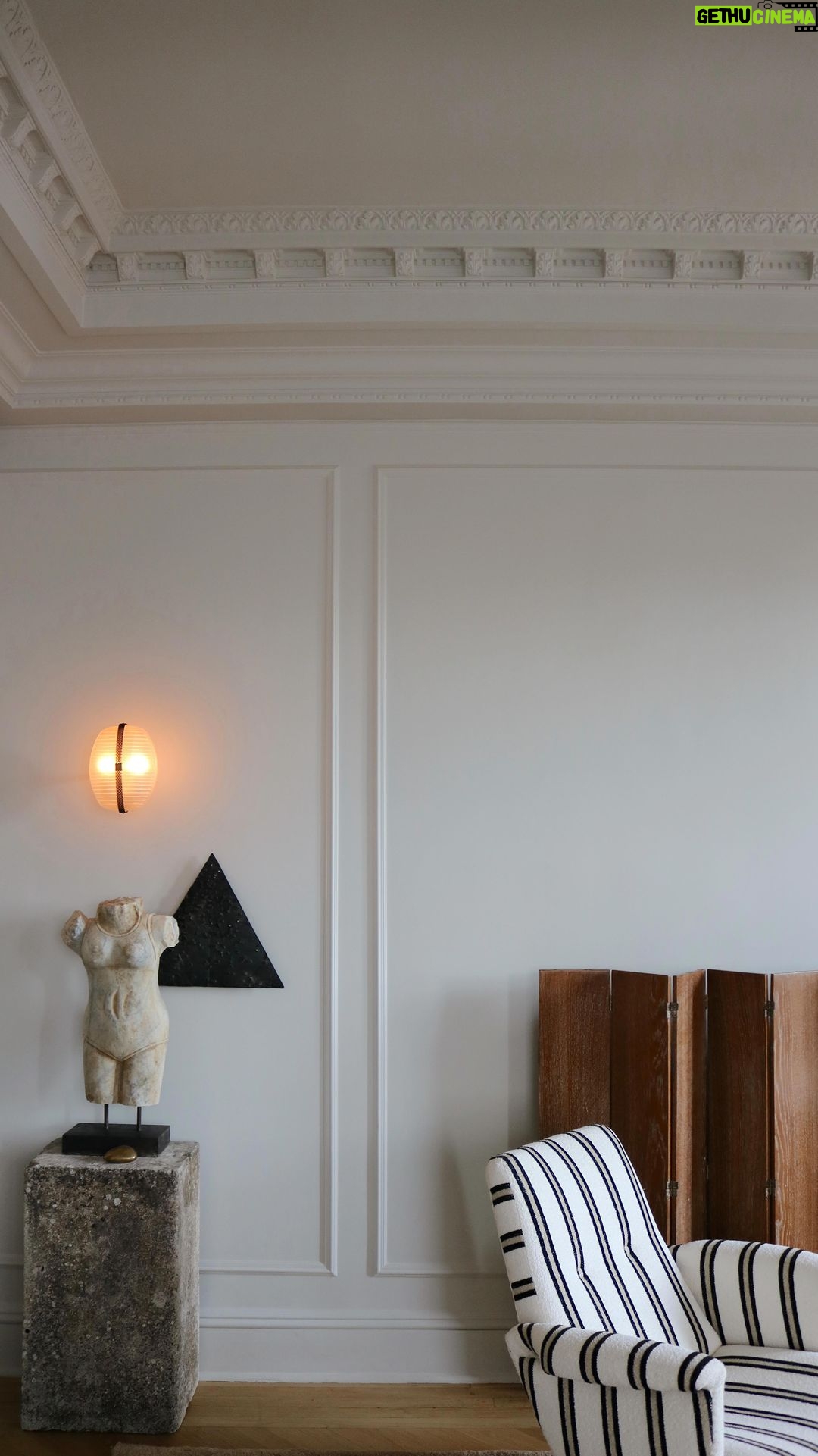 Nate Berkus Instagram - Our living room is constantly being reimagined as we move furniture and art around the room.