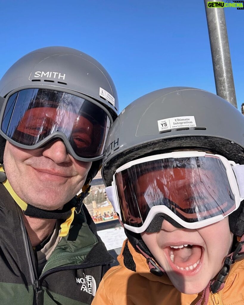 Nate Berkus Instagram - And our first family ski trip is a wrap 🎿
