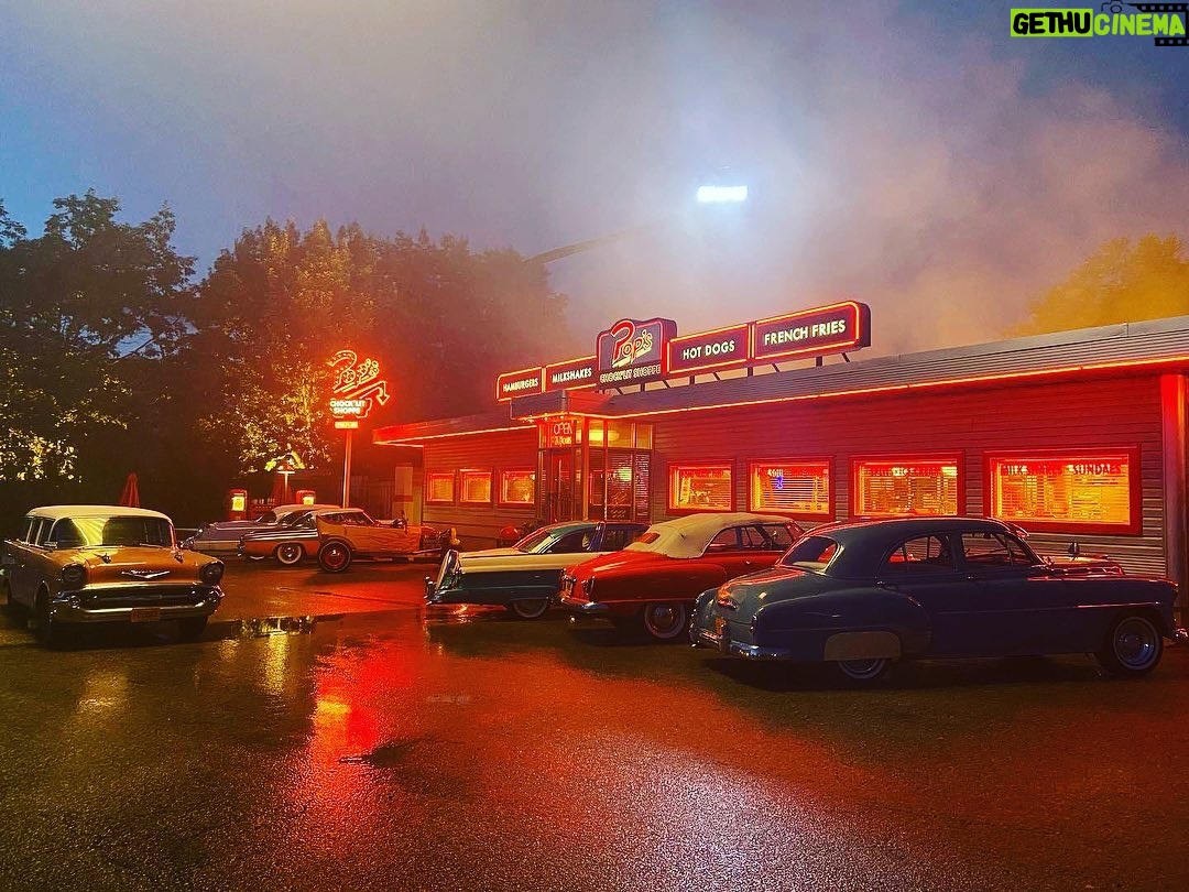 Nathalie Boltt - 24.4K Likes - Pops has left the building. This iconic diner has been moved from the Riverdale lot and will be loved elsewhere. End of an era. Big hugs to @alvinls4 our #Riverdale Pop. ❤️ #pops #poptate