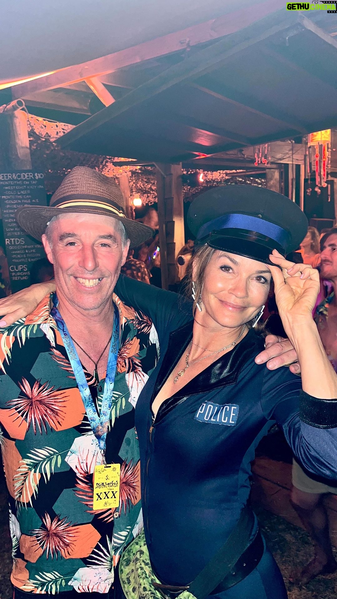 Nathalie Boltt Instagram - Thank you @shipwreckednz and @the_real_steveyt for a spectacular splash of adventure! #darcylamington #shipwrecked #festival #newzealand