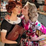 Nathalie Boltt Instagram - As we power towards our final episodes, a pic of my favourite director @robseidenglanz and my favourite wifey @madchenamick . Not sure that I’m holding my favourite book, but sure loving that self-righteous holy glow that only Penelope can rock so bad🌹 🥀 #riverdale #sisterpenelope #penelopeblossom