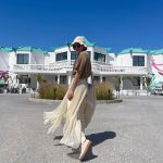 Nathalie Emmanuel Instagram - My birthday was…… so special.…. I had no idea what was planned… which my control freak ways found difficult but I had to just surrender and go with the flow. And this stay at @staypura really made me do so! It was a gift from my friend and sister @aliaalmazrouei. I was literally speechless. And this was after a lovely day of sightseeing…. I couldn’t believe what my eyes were seeing. Thank you Alia. I cannot say it enough. The team took care of us in every way possible including meeting my dietary requirements and to the highest of standards… Sunrise yoga and sound healing… and sweet gifts like flowers and delicious smelling candles, toiletries and…. A BIRTHDAY CAKE I COULD ACTUALLY EAT!!!! 🥳😋⛺️💐🧘🏽‍♀️🎂 #33 #onefortherecordbooks #Thankyou #staypura Jubail Island