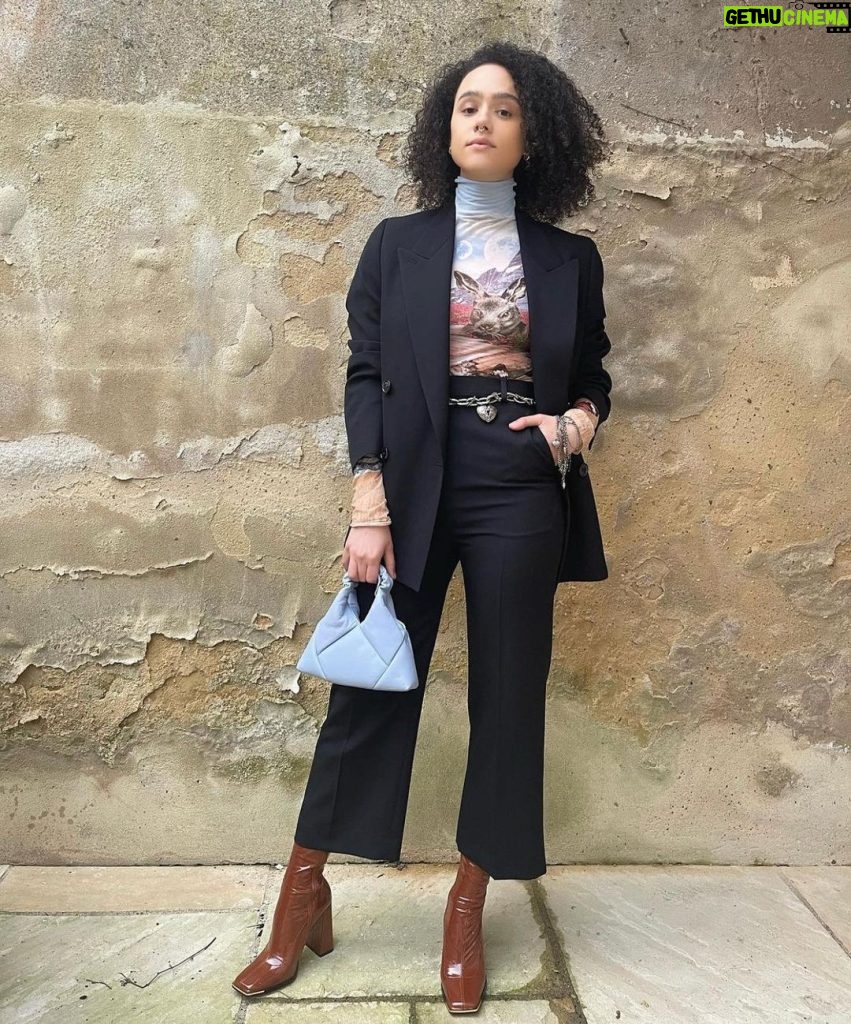Nathalie Emmanuel Instagram - The fashun styling by @chercoulter for the @gotstudiotour opening! Suit, top, bracelet and belt by @acnestudios Boots @aldo_shoes Bag @studioreco_ Earrings @mejuri Ring @julychildjewellery