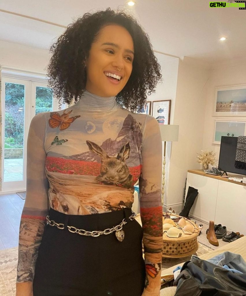 Nathalie Emmanuel Instagram - The fashun styling by @chercoulter for the @gotstudiotour opening! Suit, top, bracelet and belt by @acnestudios Boots @aldo_shoes Bag @studioreco_ Earrings @mejuri Ring @julychildjewellery