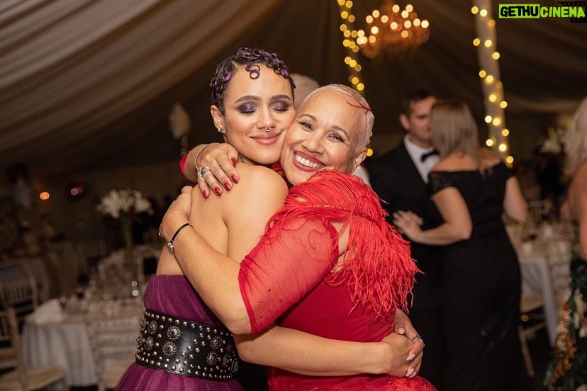 Nathalie Emmanuel Instagram - An earth angel…. Happy Mother’s Day to the Queen Mama Debs. I am so lucky I am yours. #MamaDebs #MothersDay🇬🇧 first photo by @marcbatesphoto