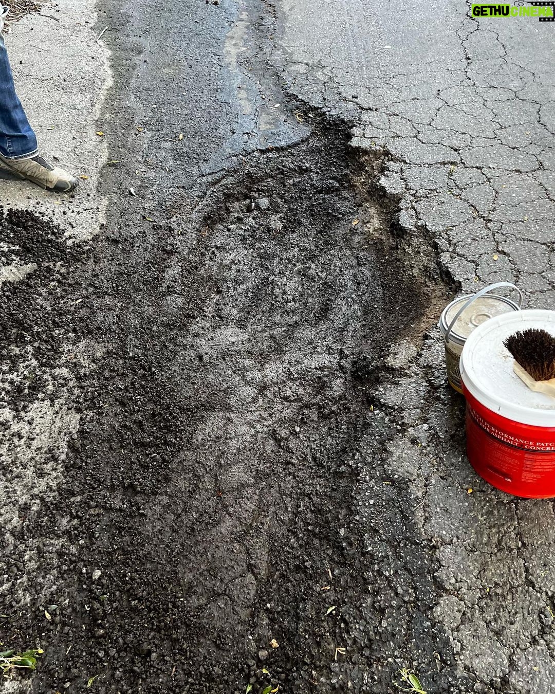 Nathan Fillion Instagram - I decided to fix a pothole on my street. Learned a lot for how to do it next time. Clean, fill (minus one spot), paint, fill with epoxy resin, add goldfish.