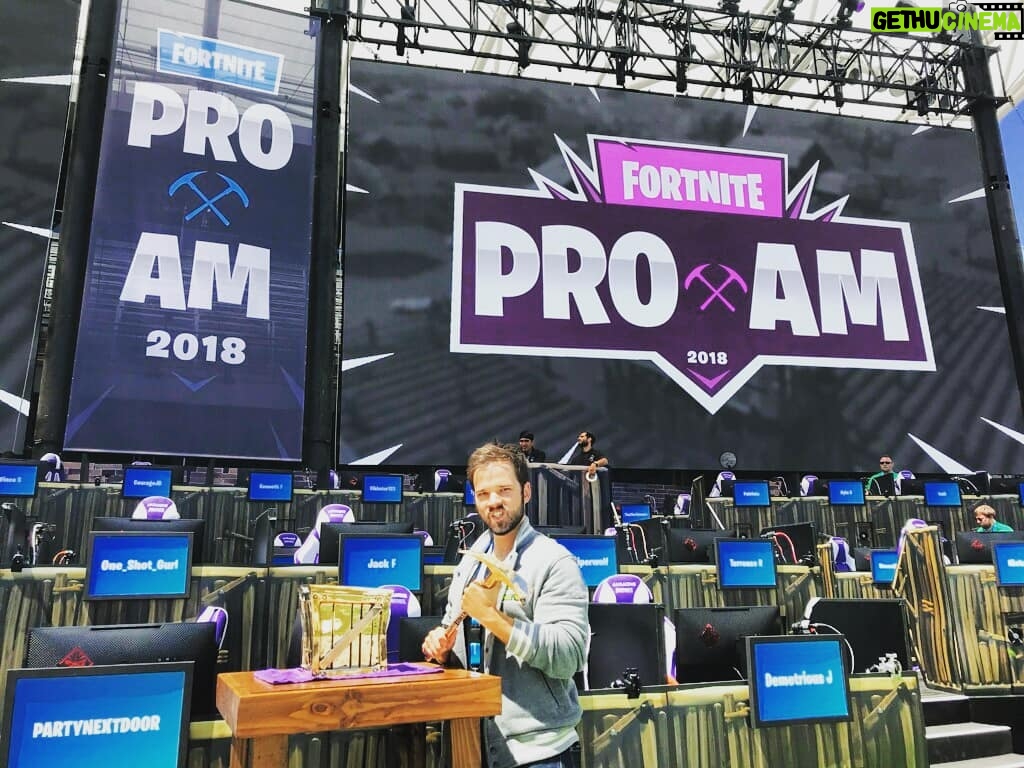 Nathan Kress Instagram - Imma get me one a' these. #fortnite #E3