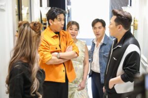 Natthawut Skidjai Instagram - นี่มันต้องตกใจเบอร์ไหน!!! ใครช่วยรึทัชเหนียงใต้คางให้หน่อย ออกมาเป็นพวงเชียว……เหนียงพวงใหญ่ขนาดนี้แสดงว่ามีอันจะกินใช่ม้ายย? #ตีท้ายครัว