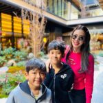 Natthawut Skidjai Instagram - มีความสุขที่สุด!! นับว่าเป็นคืนแรกที่ประทับใจ ปกติแล้วผมเป็นคนนอนยากมากในคืนแรก มักจะไม่ค่อยหลับ เหมือนไปไหนก็จะรู้สึกแปลกที่ทุกครั้งในคืนแรก……แต่มานอนที่ดุสิตเกียวโต หลับปุ๋ยเลยครับ หมอนดี ไม่แฟบไปไม่ใหญ่ไป ห้องดีไม่มีฝุ่น ไม่อึดอัด เตียงนุ่มสบายกำลังดี และที่สำคัญที่สุด……..มื้อเช้า มีกระเพราหมูไข่ดาวววววววววว!!!!!!!! อยากจะกรี๊ด!!!!! ป๋อรอดแล้วววววววว ตอนนี้กำลังจะออกไปเที่ยวแล้ว เดี๋ยวอัพเดตรูปให้ดูนะครับ #dusitthanikyoto Dusit Thani Kyoto