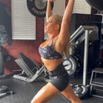 Nattie Katherine Neidhart-Wilson Instagram - Round 2!!!! 💥 (working hard to keep my muscle while dropping fat…always a work in progress😅) @workhorsesupplements weight belt by the best: @cardilloweightbelts 💥 shorts- @firmabs_brand weights by the best- @sorinex