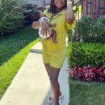 Naturi Naughton Instagram - Not bad for a #NewMommy of 2! #BabyTru is a dream come true! 💚 💛 #MommyLife #6weekspostpartum #FeelGoodLookGood #WearingActualClothesNow #PajamasBeGone 😂 📸: Hubby 😘 Brooklyn, New York