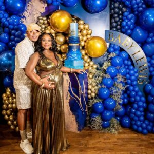 Naturi Naughton Instagram - Had 2 have 2 baby showers for #LittleTwo 😛🥳We appreciate all the love from our #Atlanta Fam! Thanks @ellybevents for planning the most beautiful baby shower 4 us!💙 💛 
🎈: @thewhatspoppinballoondecor 
Thx2 my glam:
💄@camaraaunique 
💇🏾‍♀️: @joshandhair 
Styled by: @iamhdiddy 
👗: @macduggal 
Jewelry @trufacebygrace 
📸1-7: @inijephotography 
📸 8-10: @fosterlew 
#TheCountdown ⏰ Can’t wait to meet my baby boy! 💙🥳 I can’t wait to do this with you Husband! #TwoLewis #BabyLewis Coming soon! 🤰🏾