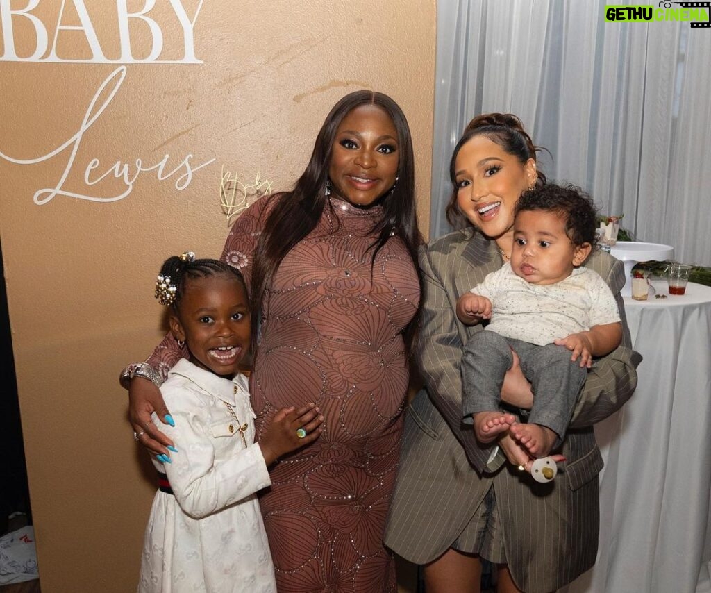 Naturi Naughton Instagram - OK, I Finally recovered from my NY #BabyShower🤰🏾🤎 Soo much love & Soo much fun!Thank you @taviamd for planning & bringing it all together!🙏🏾To my assistant @ms_shelly 4 always executing! 🔥 Thx @essence for the beautiful article (LINK IN BIO)🙏🏾 @adriennebailon Talk about #FullCircle moment🤯So wonderful having you there! #EverAndZuri #NewGroupAlert 🤣❤️ To all my fam& friends who came&celebrated me & my hubby #TwoLewis, we appreciate and love you all! #BabyLewis #LilTwo Beautiful 📸: @fosterlew Styled by @iamhdiddy 💇🏾‍♀️ @hairenomicsonhair 💄 @makeupbynani 👗@aquamaia_ny 💎@trufacebygrace 👠 @sam_edelman The Pink Moon