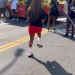 Naturi Naughton Instagram - @sluttyveganatl Grand Opening in Brooklyn was a whooole vibe! I haven’t jumped Double Dutch rope in YEARS but for those who don’t know, I was something like a #DoubleDutch Champ in my East Orange, NJ streets as a kid! 😂 It felt so good to jump again! Thx @elitebklynjumpers for letting me jump ALL DAY! 🙏🏾 I needed this! Thx @pinky907 for having us! ❤️ Brooklyn, New York