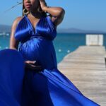 Naturi Naughton Instagram - The #Babymoon in #Jamaica was EVERYTHING!🔥 🇯🇲 Thank you Husband for the lovely surprise!💙 And for all those who were trying to figure out if my belly looked high or low or was my nose changing etc, now you know…ITS A BOY!! And the Glow is REAL! 💙☀️ Shout out to @notjustagetaway for helping us plan the perfect BabyMoon trip! Photoshoot pics 📸 @damorrisonphotography 👗 & creative direction: @herdressjamaica #LittleTwoToo coming soon! #babylewis #GodIThankYou 🙌🏾💙
