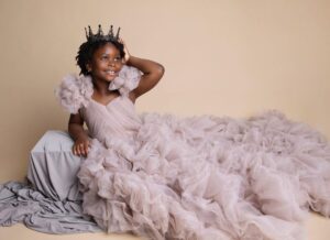 Naturi Naughton Instagram - My Princess Zuri & the new Prince Tru 👑Their #Sibling love is so special!Thanks @jessiemarrerophotography for capturing our beautiful children in this fun Sibling photoshoot! SWIPE 🔥👏🏾🙌🏾 #BigGirlZ & #BabyTru #LewisLegacy #ZuriNeedsAModelingContract 🌟 #MyChocolateBabies 🍫 🍫 #happynewyear #2024 #blessingsonblessings