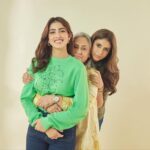 Navya Naveli Nanda Instagram - Tune into the madness every Thursday💚 @wthn_official @tirabeauty 📸: @sheldon.santos