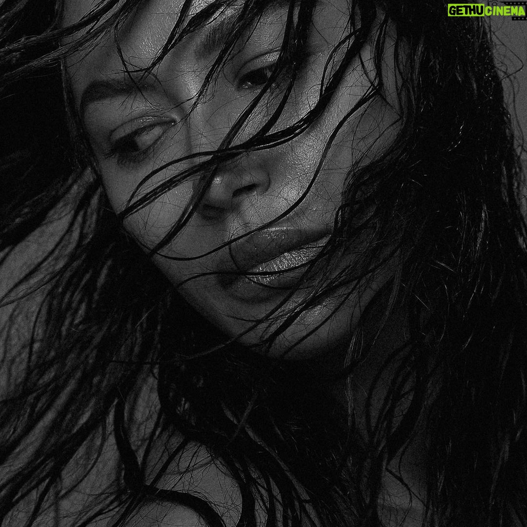 Naya Rivera Instagram - Made some magic on my shoot with the incredible @solmazsaberi and the dream team @makeupbybrookehill @clydehairgod @tjacobsonstyles