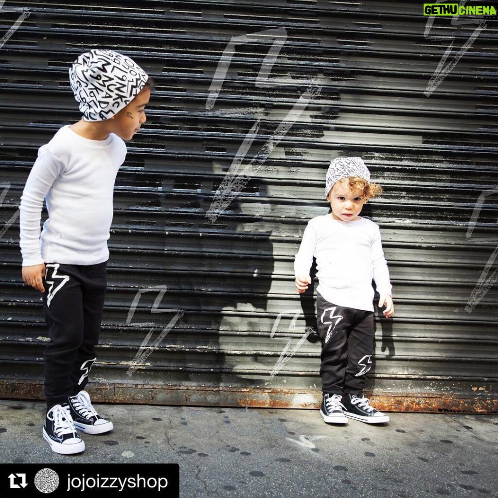 Naya Rivera Instagram - #Repost @jojoizzyshop with @get_repost ・・・ Only cool kids wear JOJO&IZZY. Shop this post and grab your Bolt set before they're sold out! #shop #jojoizzy #bolt #childrenswear #edgybutclean #kidstyle
