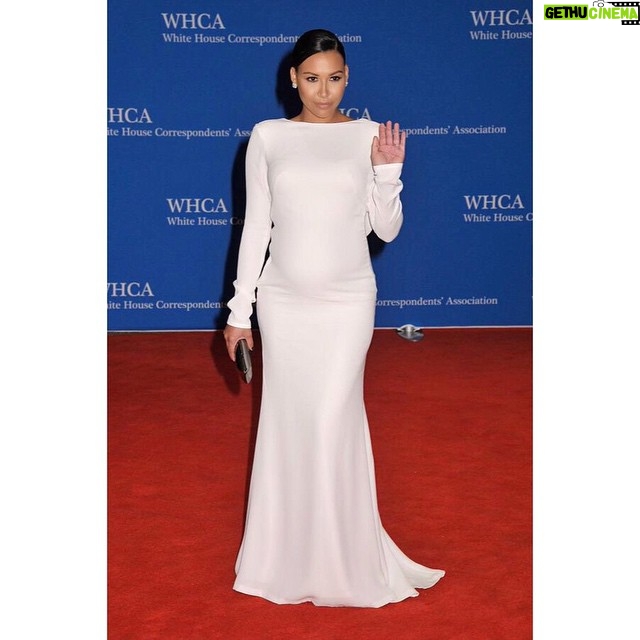 Naya Rivera Instagram - Thank you tadashi for letting me wear such an amazing gown tonight! #WHCD