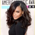 Naya Rivera Instagram - L❤️️ved this hair look and length from 2013. Can't believe this was two years ago! Time flies!