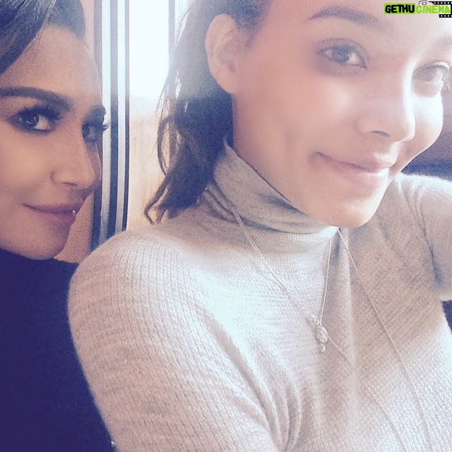 Naya Rivera Instagram - Turtleneck twins! @nickaylarivera #Sistersandthecity she's not wearing any makeup btw. GORGEOUS!
