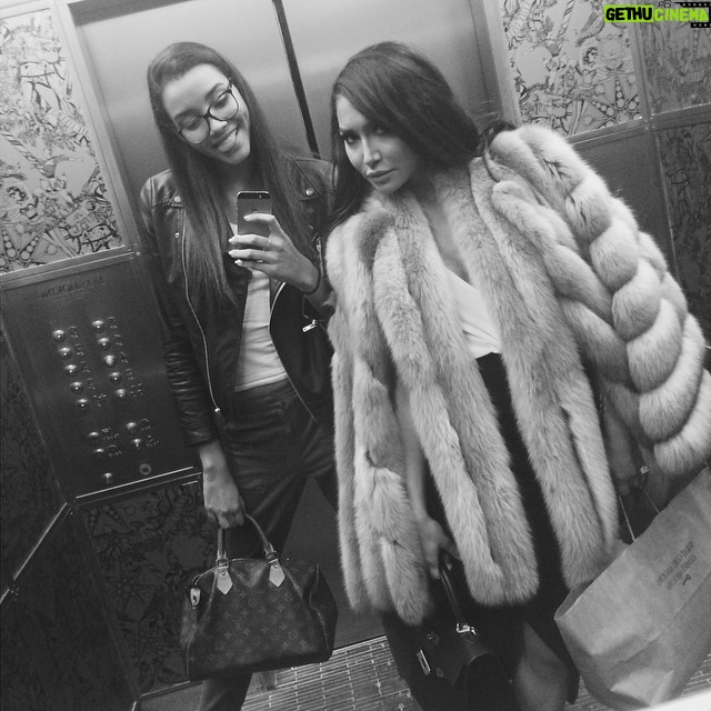 Naya Rivera Instagram - Go getters. #Sistersandthecity