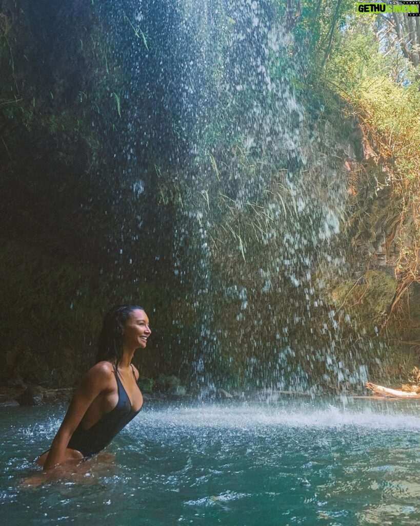 Naya Rivera Instagram - The perfect way to start the day