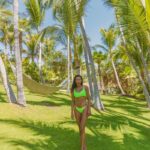 Naya Rivera Instagram - Look and all I see is green