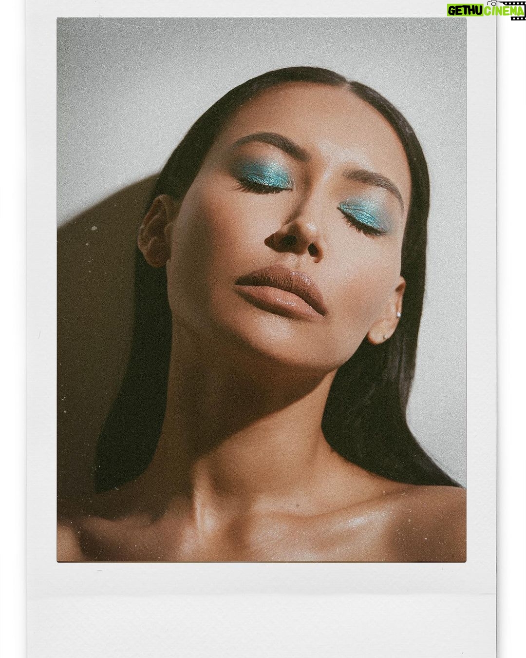 Naya Rivera Instagram - Mint summer makeup look by @makeupbybrookehill shot by @solmazsaberi