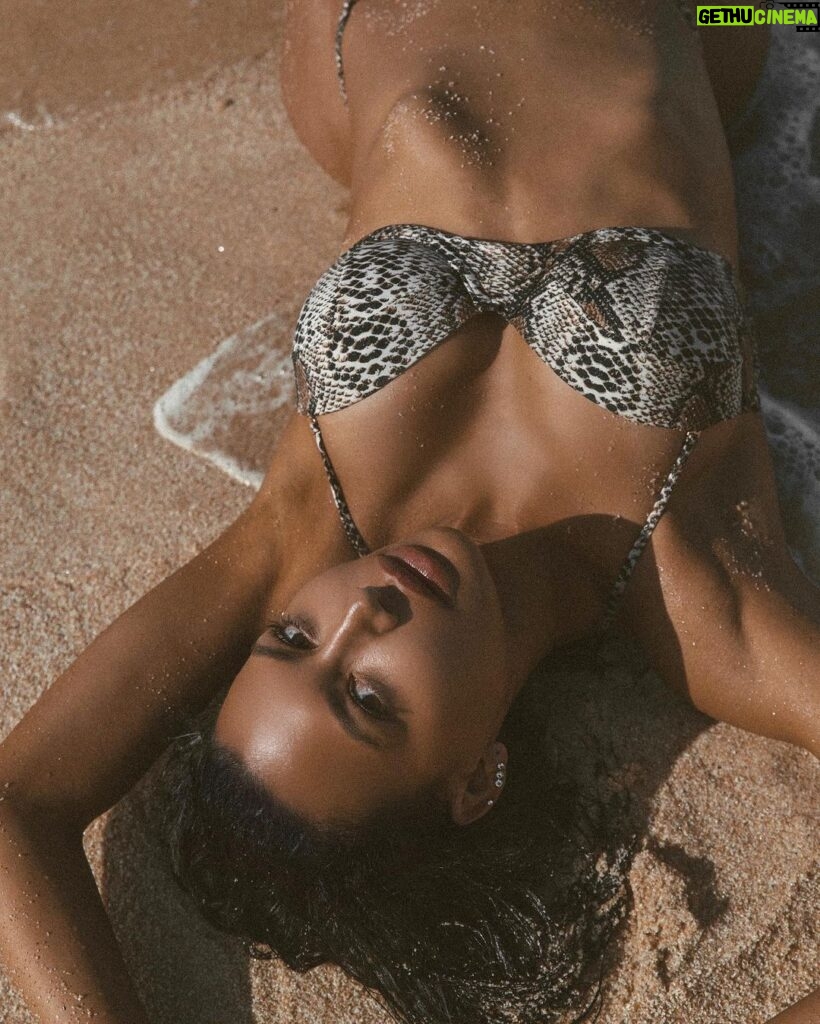 Naya Rivera Instagram - Sand 👼🏽
