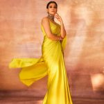 Nayanthara Instagram - Humbled Grateful & Blessed 💛 Dadasaheb Phalke award- Thank you for this honour 😇🙏🏻🙏🏻 @dpiff_official Outfit - @ekayabanaras Styling - @alliaalrufai @nayaabrandhawa @alliaandnayaab Make-up - @savleenmanchanda Hair - @hairbyseema Footwear - @aprajitatoorofficial Photographer - @tejasnerurkarr