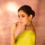 Nayanthara Instagram - Humbled Grateful & Blessed 💛 Dadasaheb Phalke award- Thank you for this honour 😇🙏🏻🙏🏻 @dpiff_official Outfit - @ekayabanaras Styling - @alliaalrufai @nayaabrandhawa @alliaandnayaab Make-up - @savleenmanchanda Hair - @hairbyseema Footwear - @aprajitatoorofficial Photographer - @tejasnerurkarr