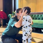 Nayanthara Instagram - I love u my uyir ❤️ I love you my ulag ❤️ Thank you for making my Valentine’s Day the BESSSTTT ever 😇😇🙏🏻🙏🏻❤️❤️