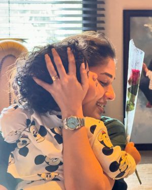 Nayanthara Instagram - I love u my uyir ❤️
I love you my ulag ❤️
Thank you for making my Valentine’s Day the BESSSTTT ever 😇😇🙏🏻🙏🏻❤️❤️