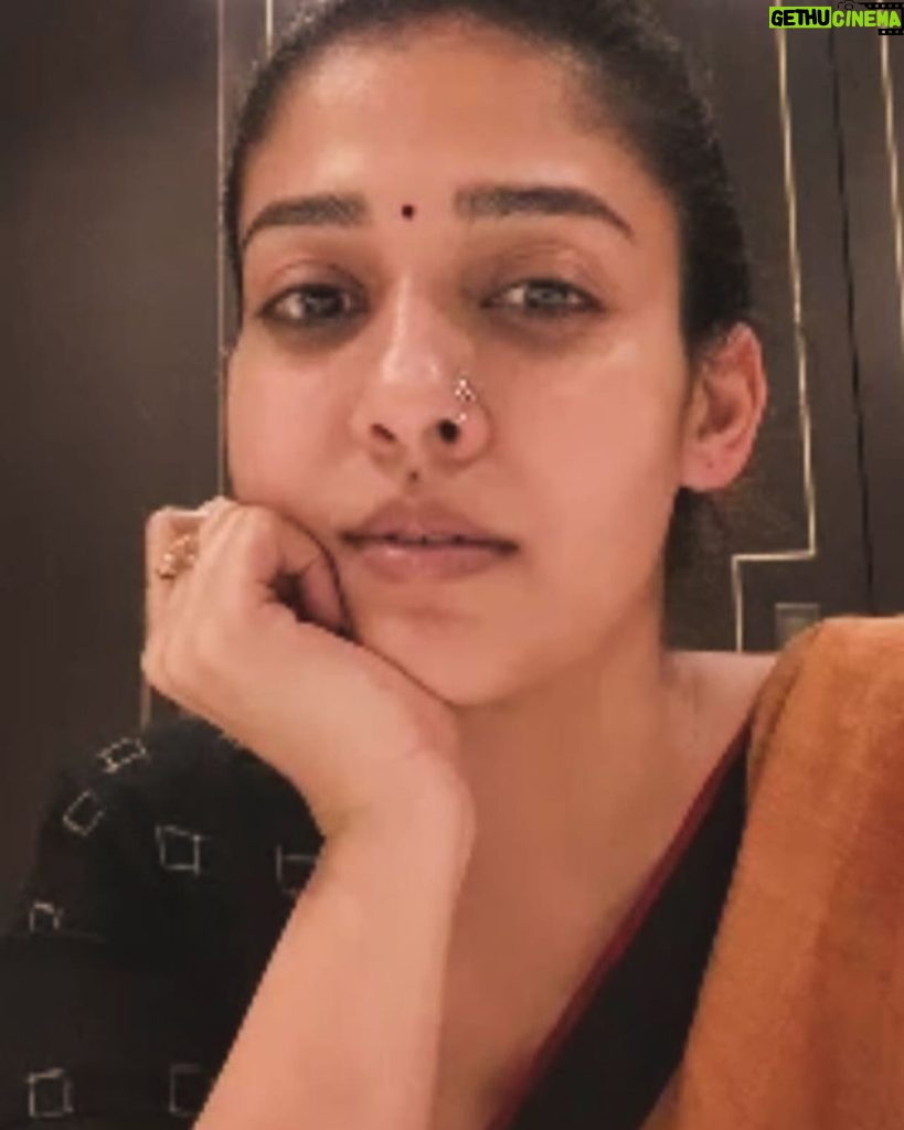 Nayanthara Instagram - Kumudha ❤ Thank you for coming into my life when I needed you the most !! Am gonna miss being you !! @sash041075 Thank u for Kumudha🤗 @actormaddy Thank u for being kumudha’s biggest strength 🙏🏻🤗 @worldofsiddharth Thank u for being the inspiration 🙏🏻🤗 Can’t wait for all of u to see our labour of love -TEST