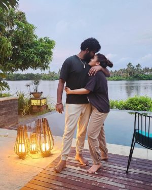 Nayanthara Instagram - May this year bring in a lot of love luck n happiness to everyone💛💛 Happy 2024 💥💥