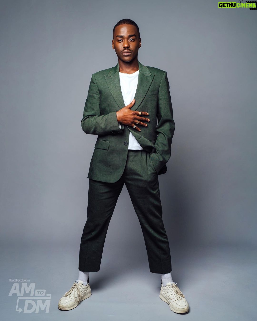 Ncuti Gatwa Instagram - these two explode my heart constantly💚 thank you @am2dm for having us. And thank you everyone for all the love for season2 🙏🏿❤️ • Suit: @josephfashion Shoes: @amiparis Styling: @felicitykay Grooming by the incredible: @cheryltbergamyhair 📸: @taylormillerphoto NYC