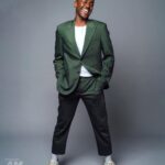 Ncuti Gatwa Instagram - these two explode my heart constantly💚 thank you @am2dm for having us. And thank you everyone for all the love for season2 🙏🏿❤️ • Suit: @josephfashion Shoes: @amiparis Styling: @felicitykay Grooming by the incredible: @cheryltbergamyhair 📸: @taylormillerphoto NYC