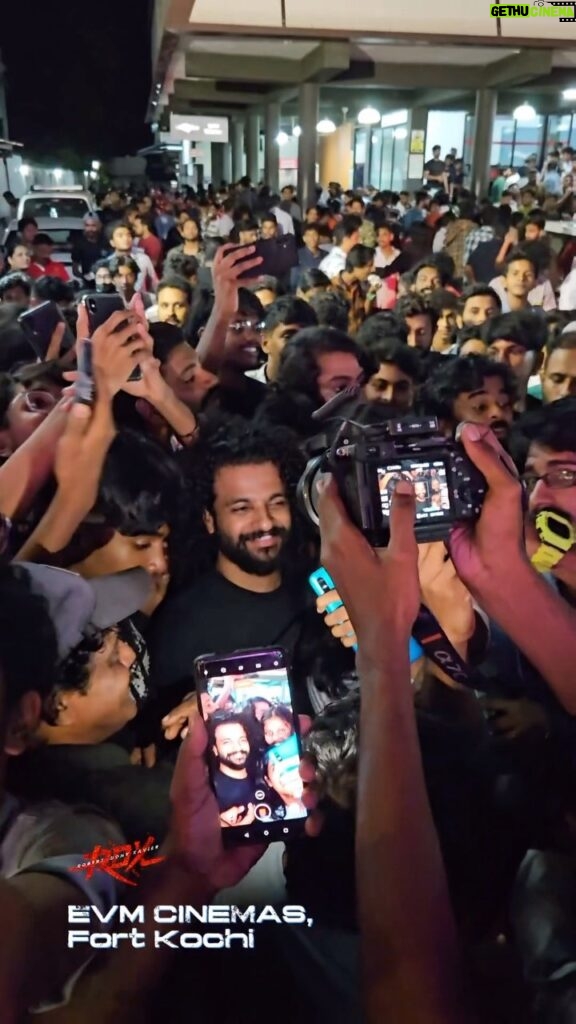 Neeraj Madhav Instagram - Thank you all for this incredible love 🙏🏽❤️ RDX Team going to visit more theatres all over kerala, See you soon 👊🏽💥 #scenemonw #rdx