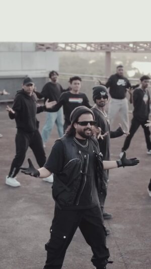 Neeraj Madhav Instagram - #Kalimaari dance challenge is live now. Upload your KALI MAARI hook step on your Instagram/YouTube. Follow the steps :

1. Make your video public
2. Tag @tvs_ntorq and @neeraj_madhav 
3 Use #NTORQREVVV , #KALIMAARIDANCECHALLANGE