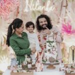 Neeraj Madhav Instagram - Glimpses from Nilanka’s 2nd b’day celebration ! Thanks to each and everyone who came and graced the occasion, you made the day all the more special ! 🤍💐🧚🏼 Photography- @adam.lights 📸 Decor - @thegreindale 🍄 Nilanka’s Outfit - @dhanyabalakrishnan_stylist 🦄 Cake - @artisan_by_elizabeth_njavally Light & sound - @peebeeevents