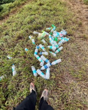 Neeraj Madhav Instagram - #neelakurinji visitis are turning out to be a collosal disaster. People are leaving large amounts of plastic waste not just around the site, but literally on these precious flower bushes. The authorities are trying their best to clear this, but people don’t seem to care. A request to everyone who’s visiting these prestine sites, pls don’t carry plastic & incase if you do, please please don’t throw it away. 💔🙏🏽