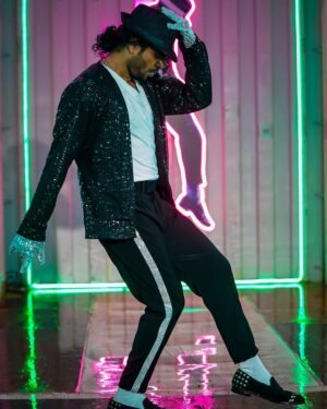 Neeraj Madhav Instagram - Xavi pulling off an MJ. We had this idea that young Xavi would be a fan of MJ and you can see that reference in his hairdo and styling. The tight screenplay of RDX did not give us room to explore this other side of Xavi, but maybe if he’s coming back on silver screen again, you might to see him break a leg to ‘smooth criminal’ or ‘Billie Jean’ ! Would you like to see that ? # RDX #xavier #MJ #michaeljackson #karate #martialarts