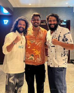 Neeraj Madhav Instagram - Super glad to know that @imsanjusamson loved our movie #RDX It was a pleasure to spend some time with the Indian icon & discuss cinema & sports with him. Thanks for your sweet gesture Sanju. We’re overwhelmed! @imsanjusamson