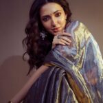 Neha Shetty Instagram - 🩶💫 Styled by @rashmitathapa Wearing @hutsandlooms Jewellery @abhilasha_pret_jewelry Makeup @makeupbymadhushreeganapathy Shot by @puchi.photography Styling team @tedhimedhi