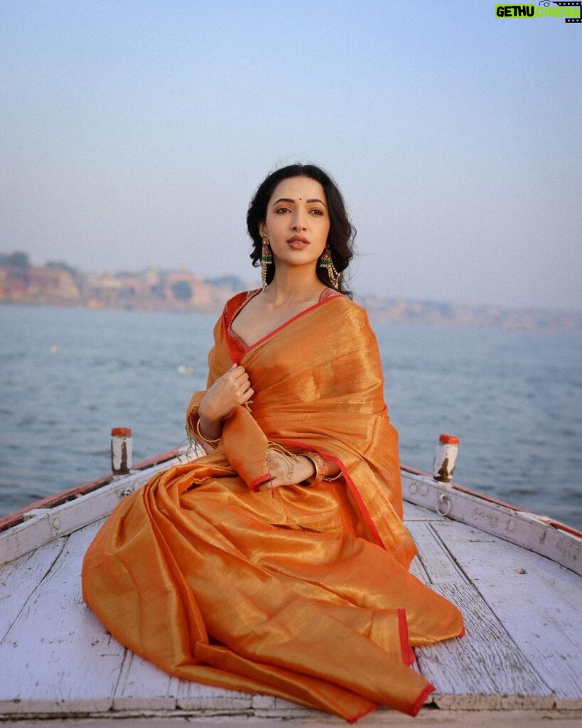 Neha Shetty Instagram - Wrapped in elegance, draped in tradition. Varanasi : City of Ghats & Temples