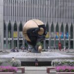 Neil deGrasse Tyson Instagram - Nineteen years and two months ago... ⠀⠀⠀⠀⠀⠀⠀⠀⠀ A snapshot of my backyard in lower Manhattan. Foreground: my young daughter plays with the fountain. Background: World Trade Center No.2.