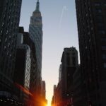 Neil deGrasse Tyson Instagram - ⠀⠀⠀⠀⠀⠀⠀⠀⠀ 8:12 pm, NYC Time Sunday, May 29, 2022 Monday, May 30, 2022 ⠀⠀ Crowds gather. Traffic halts. Cross streets glisten with fiery orange light, rendering otherwise-shadowed urban canyons aglow. Behold sunset on the Manhattan grid. Behold #Manhattanhenge. ⠀⠀ [34th Street, Park Avenue, New York 2001; Sony Cybershot, Zeiss Lens]
